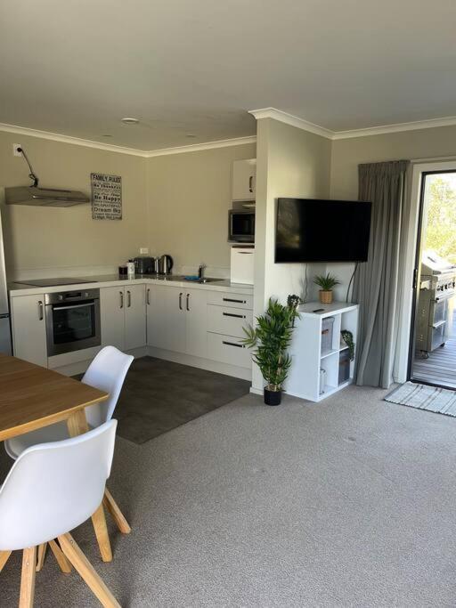 Smiths Place Таупо Екстер'єр фото